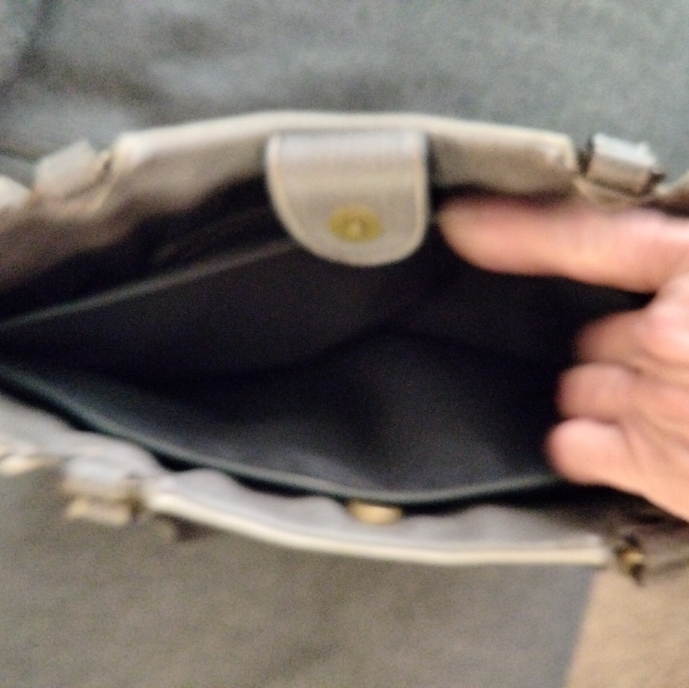 Concept Purse - Picture 4 of 5